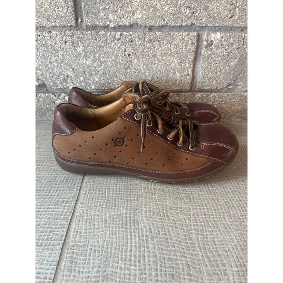 Brown Leather Lace-Up Walking Shoes With Perforated Design - Picture 5 of 9